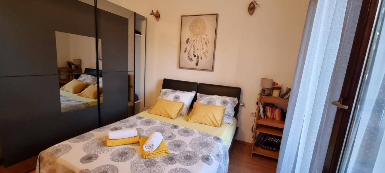 Luka Apartament *
